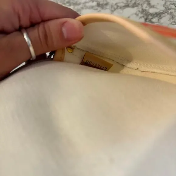 Vintage Dooney and Bourke Clutch Wristlet Fun Colorful Pattern Y2K - Picture 10 of 10